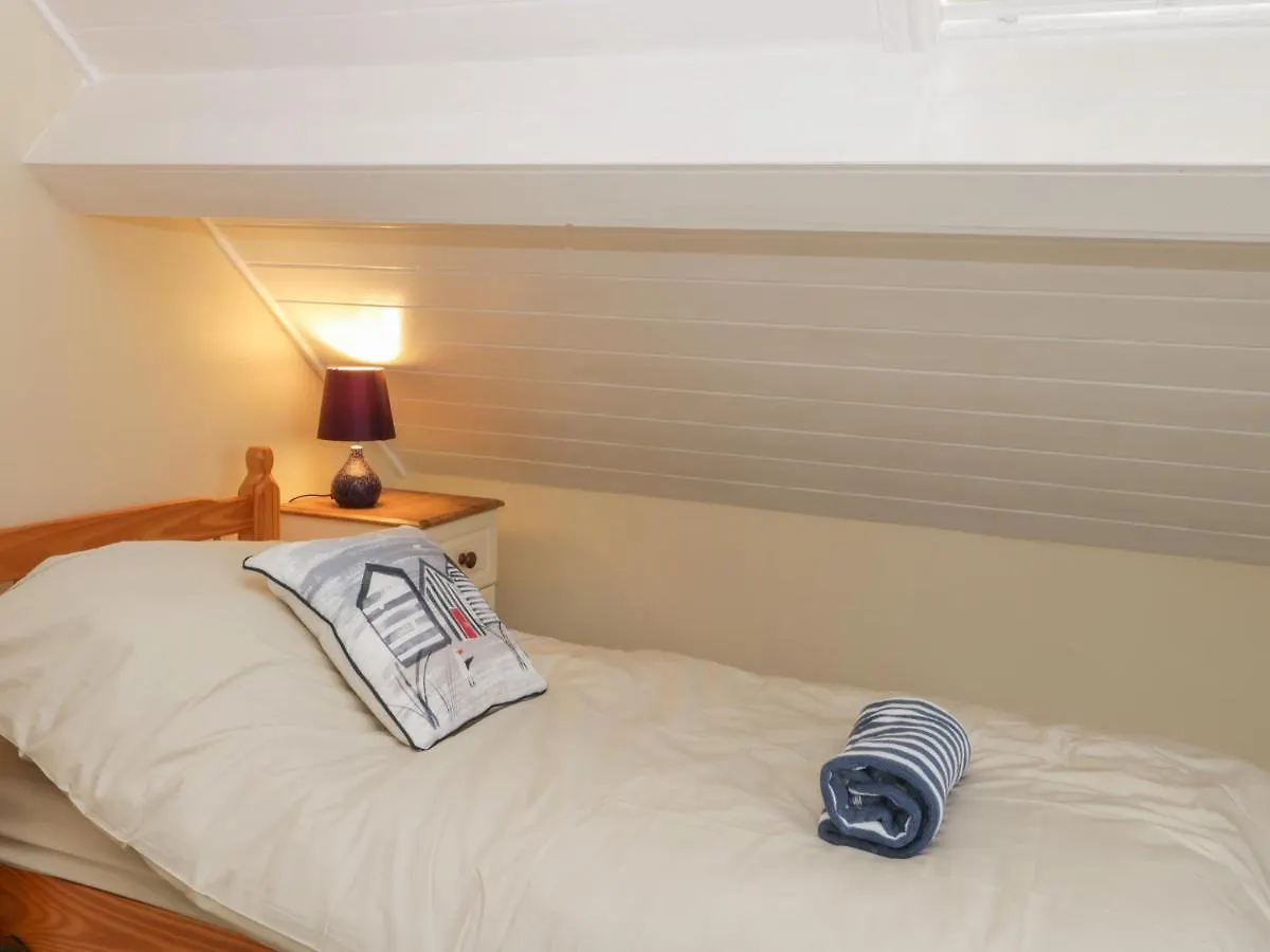 Wyke Lodge Cottage Scarborough 0*,